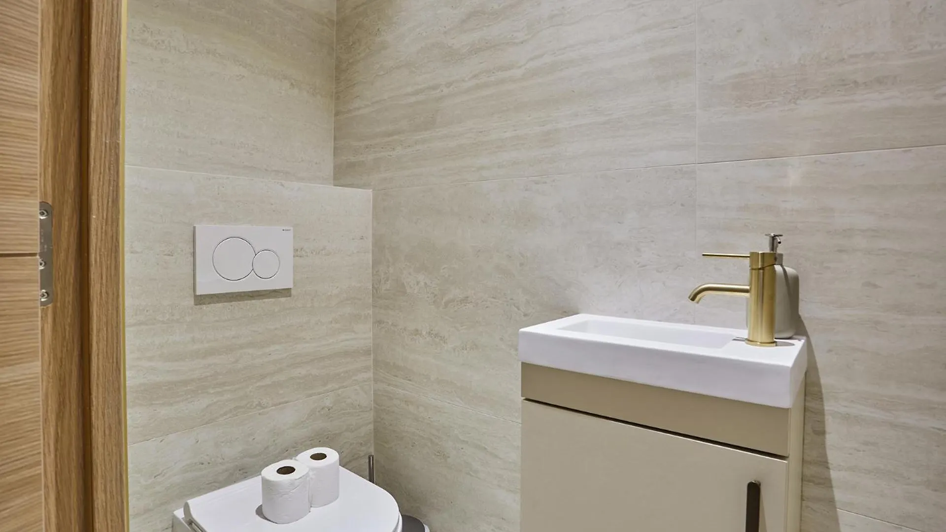 Residence Center Of Paris By Studio Prestige